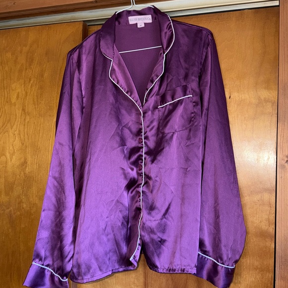 Silk Long Sleeve Shorty Pajama Set - Picture 2 of 8